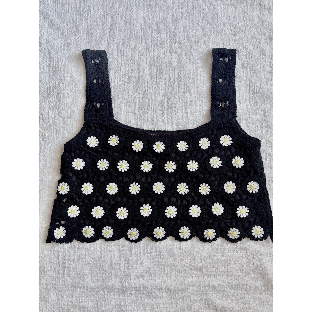 Entro Black Floral Crochet Crop Top